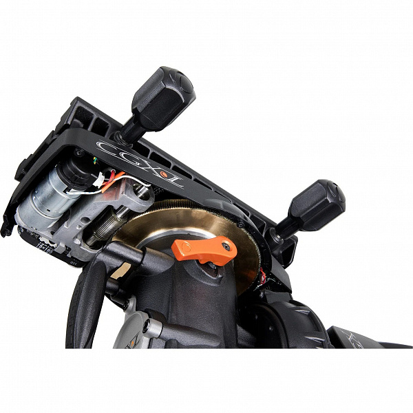 Экваториальная монтировка Celestron CGX-L с треногой