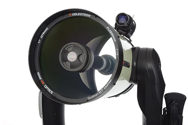 Телескоп Celestron CPC DELUXE 1100 HD с треногой